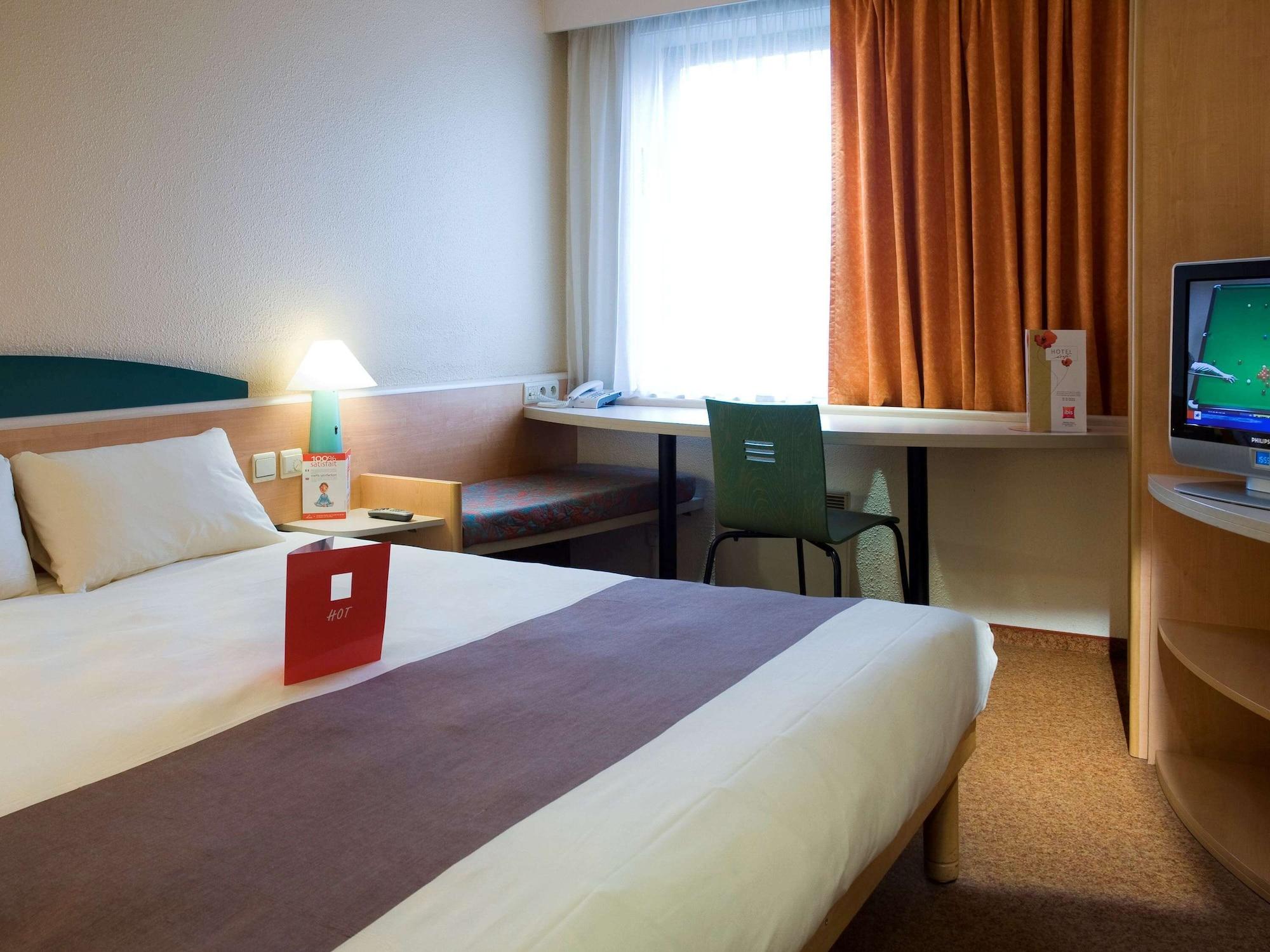 Ibis Hotel Brussels Airport Дигем Экстерьер фото