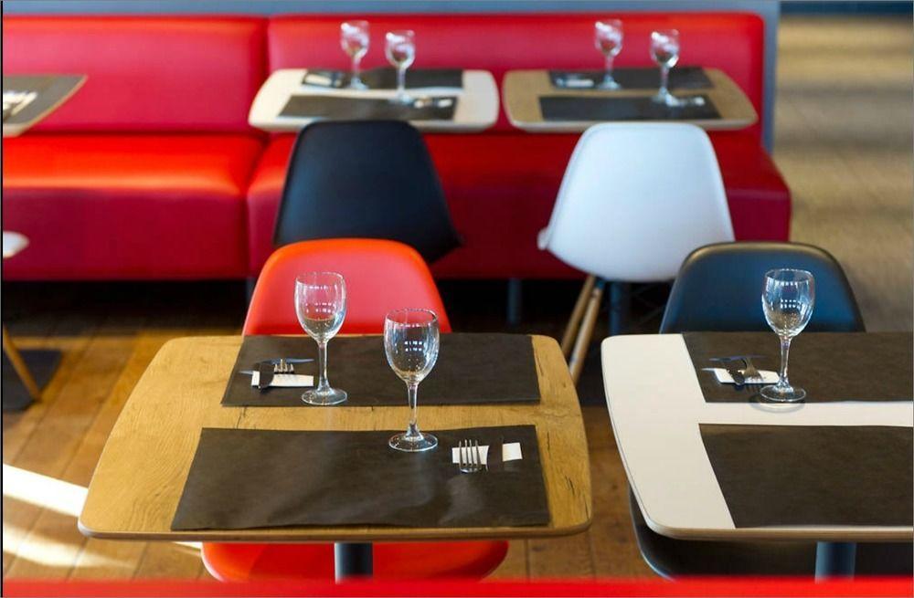 Ibis Hotel Brussels Airport Дигем Экстерьер фото
