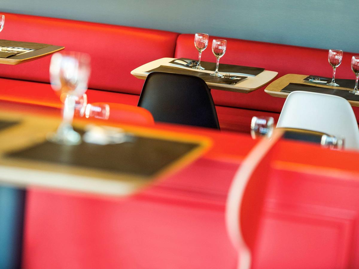 Ibis Hotel Brussels Airport Дигем Экстерьер фото